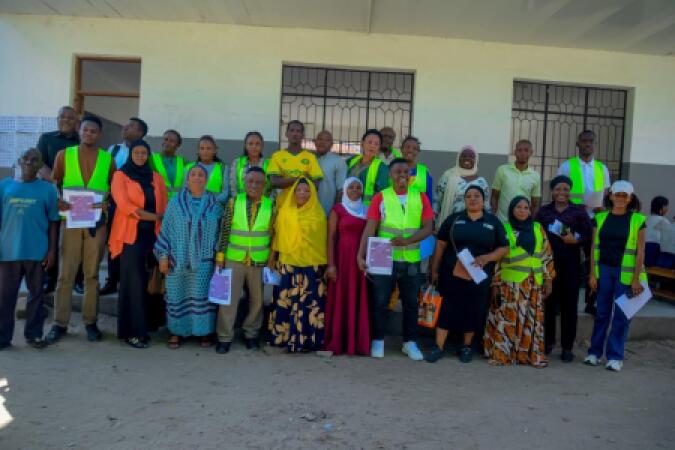 Njia ya Asili ya Kupunguza Joto katika mtaa wa Kombo